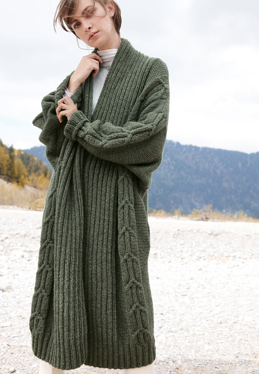 Lana Grossa MANTEL Landlust Merino 120/Landlust Merino 180