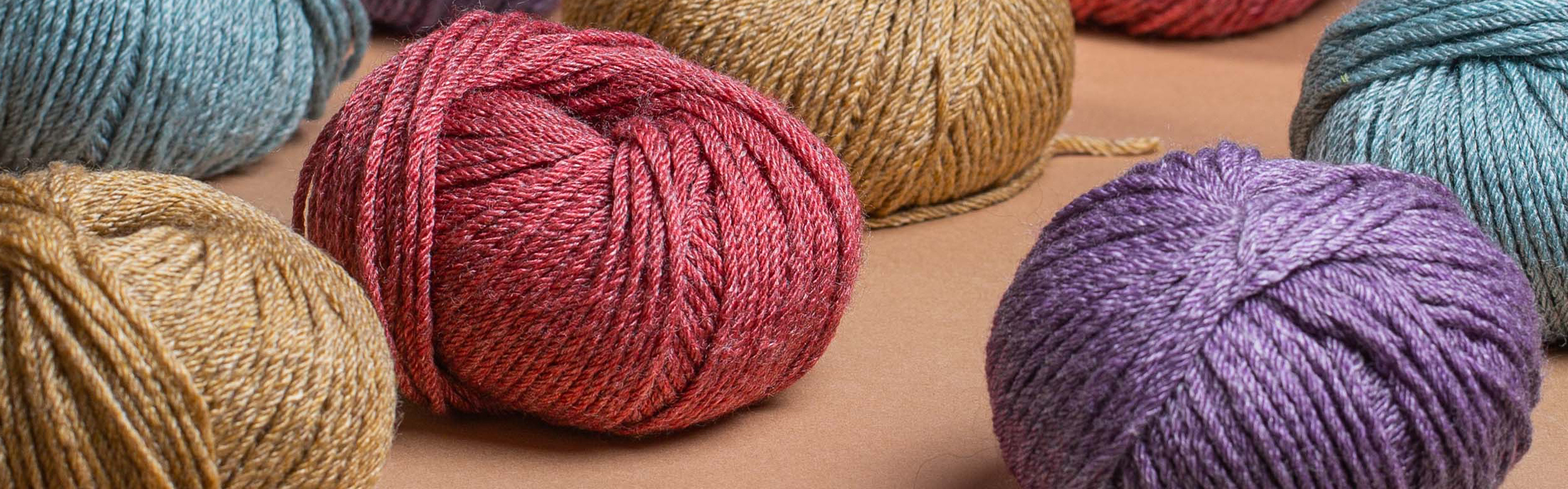 Visokokvalitetne pređe za pletenje, kukičanje i filc Lana Grossa Vune | Carapevuna | Hand-dyed